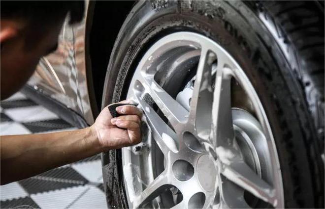 How to Polish and Buff your Aluminum Wheels to a Mirror Finish! 