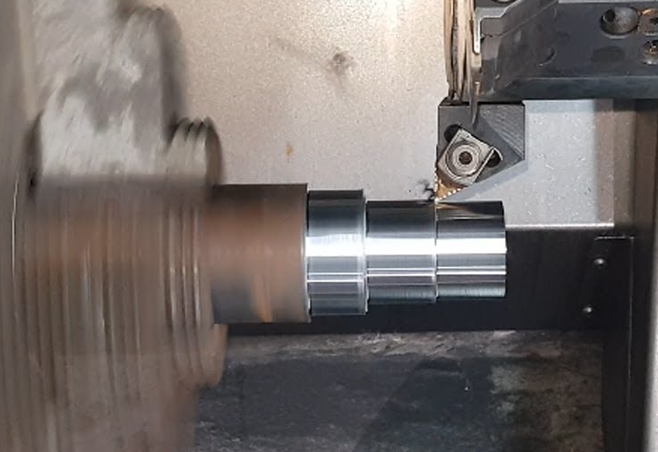 Step Turning on a shaft